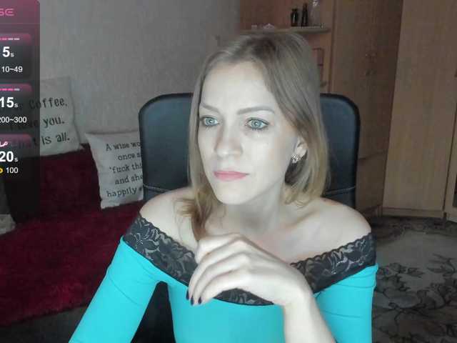 CherishSia live cam on BongaCams