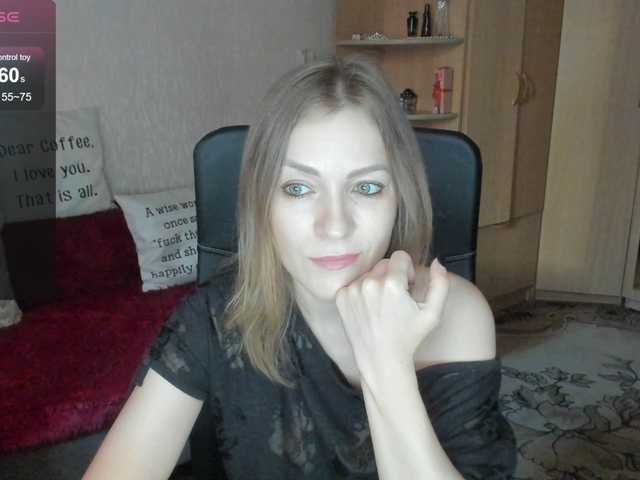 CherishSia live cam on BongaCams