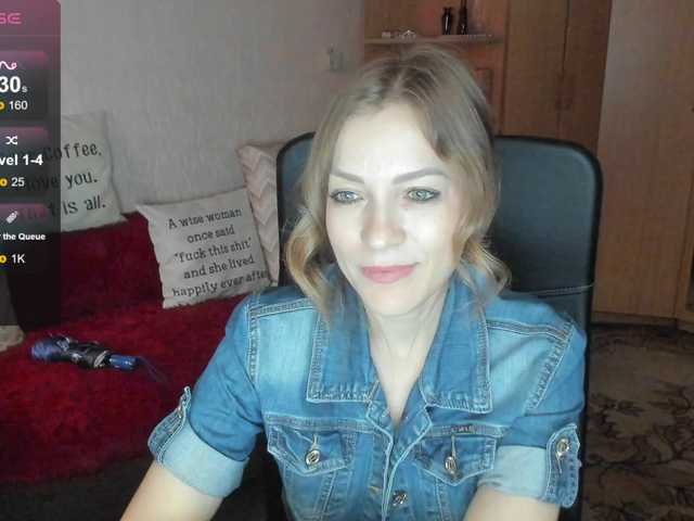 CherishSia live cam on BongaCams