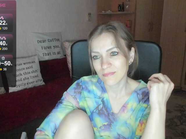 SilviaSweet live cam preview