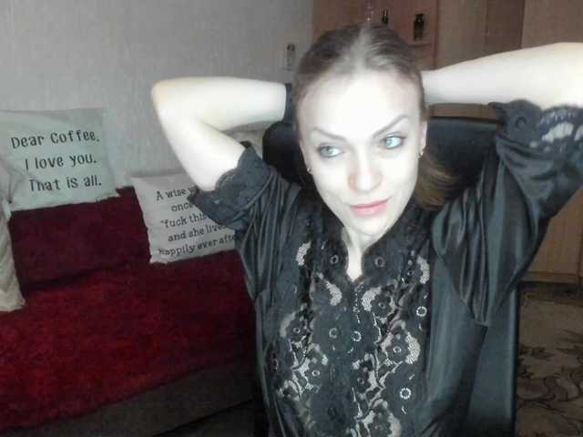 CherishSia's BongaCams show and profile