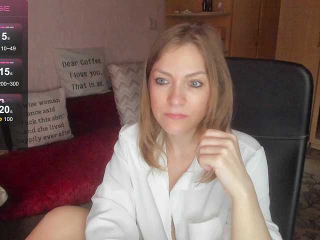 CherishSia live cam on BongaCams