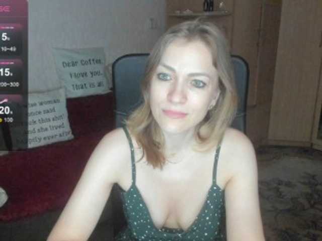 CherishSia live cam on BongaCams