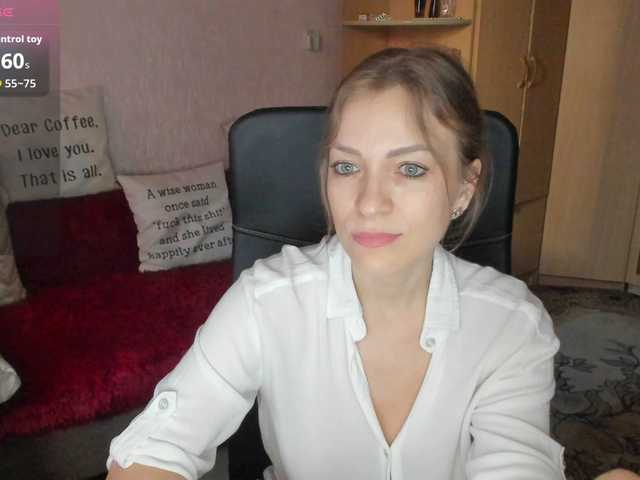 CherishSia live cam on BongaCams