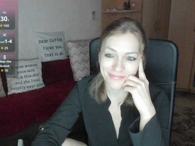 SilviaSweet live cam preview