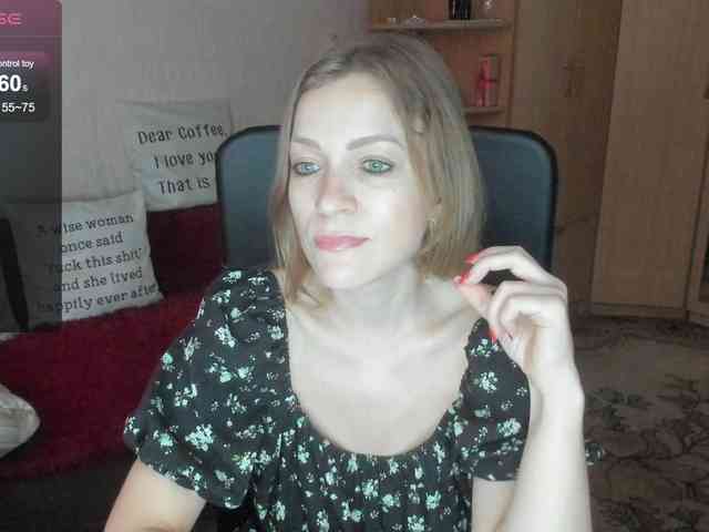 CherishSia Live Webcam on BongaCams