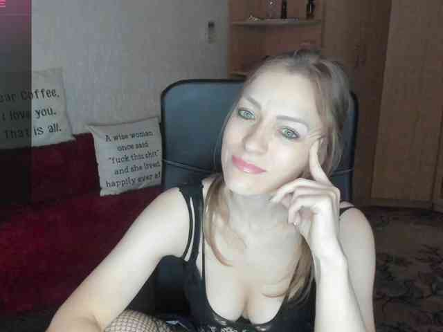 SilviaSweet webcam