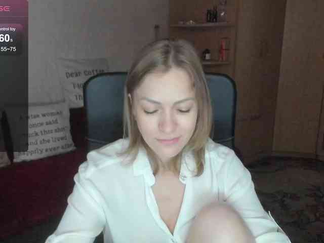 CherishSia Live Webcam on BongaCams