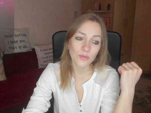 SilviaSweet webcam