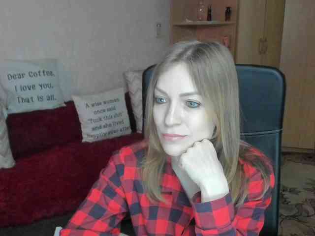SilviaSweet webcam