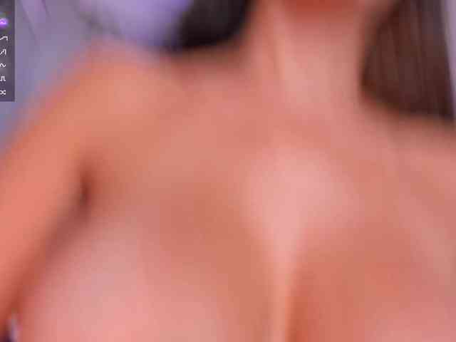 LeahJones