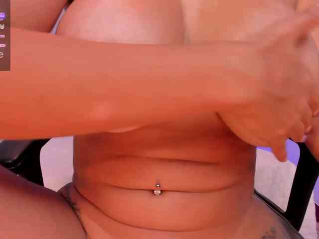 Modelo: LeahJones
