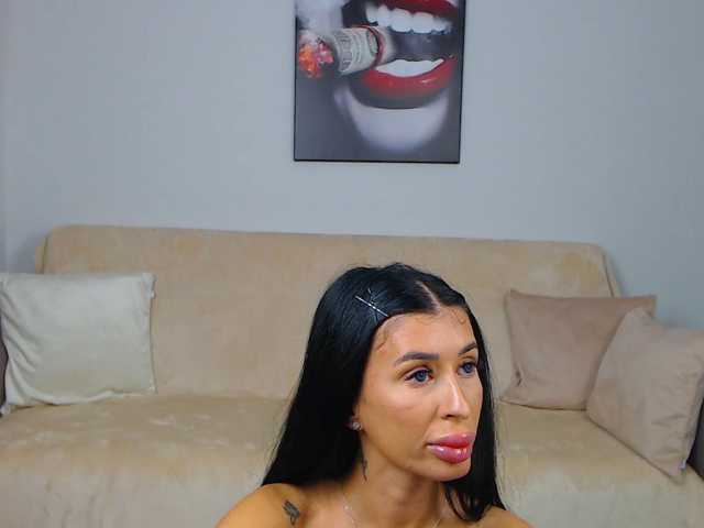 Sara-Daisy, en vivo ahora en BongaCams