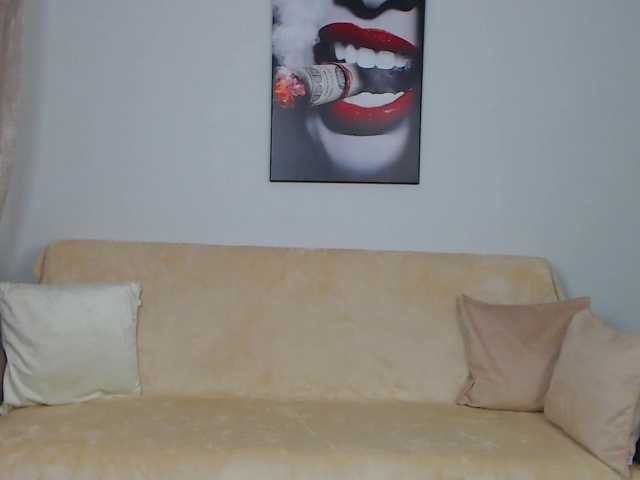 Sara-Daisy, en vivo ahora en BongaCams