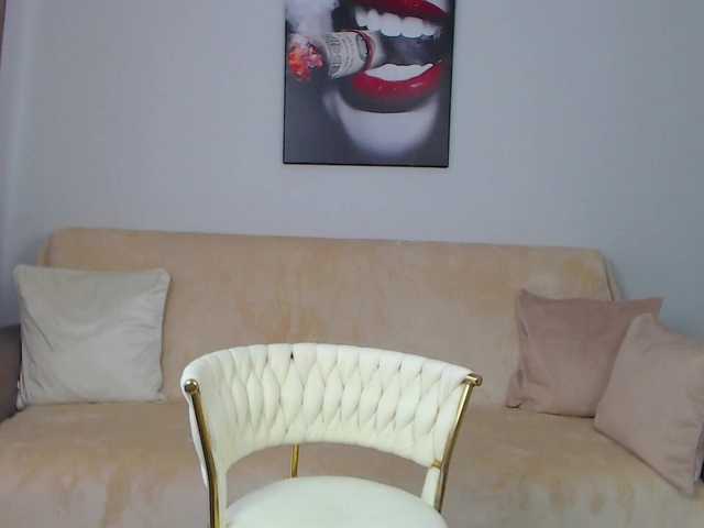 Sara-Daisy live cam on BongaCams