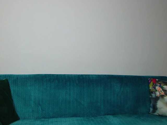 Sara-Daisy's BongaCams show and profile