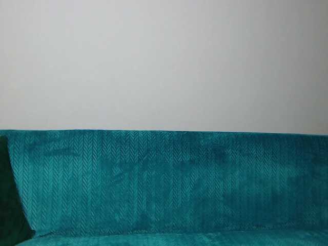 Sara-Daisy live cam