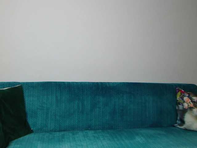 Sara-Daisy Live Cam and Statistics on UnifiedCams