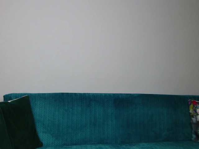 Sara-Daisy's BongaCams show and profile