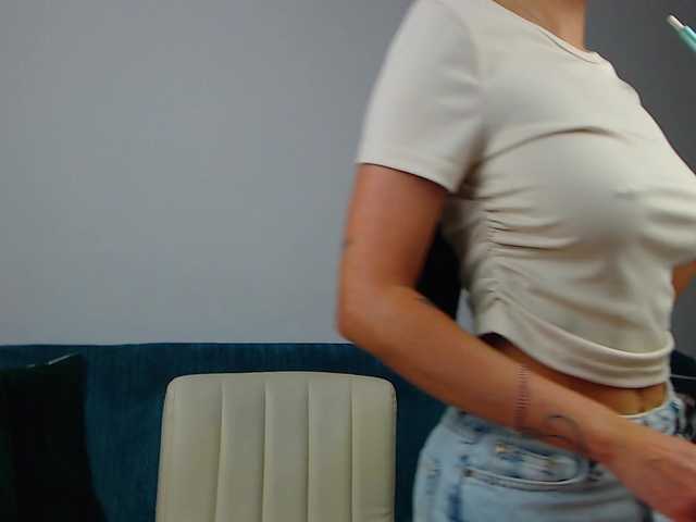 sara-daisy live show