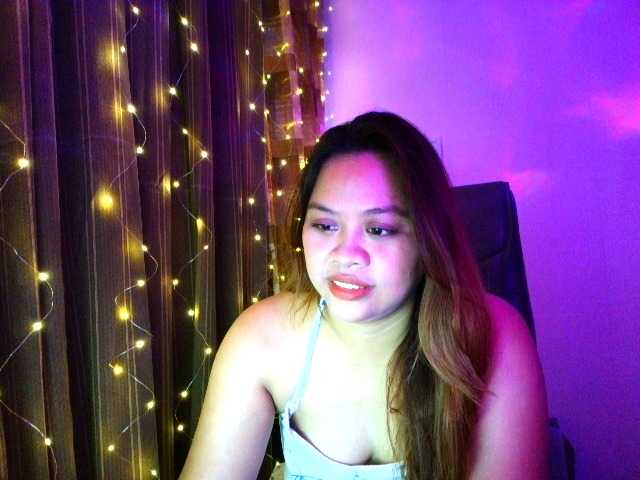 LizPrettyASia live cam on BongaCams