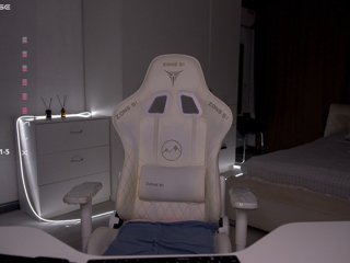 eVvushka Porn Show