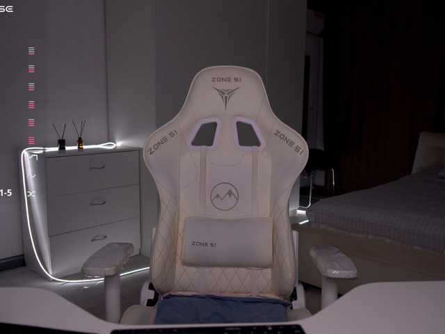 eVvushka live cam preview