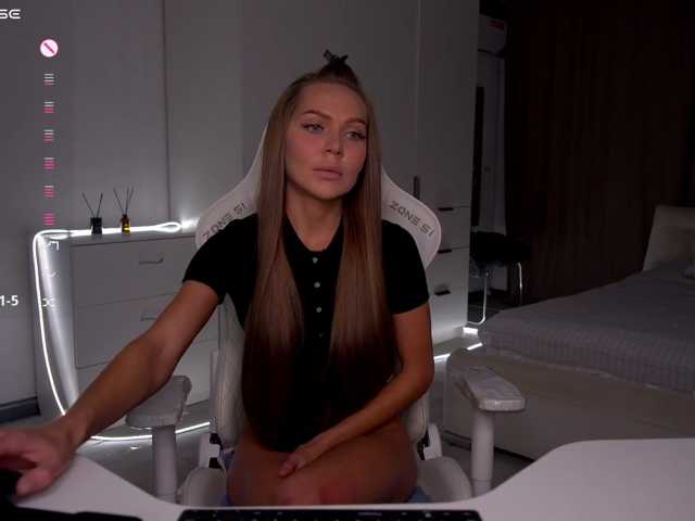 pupsik-24 live cam on BongaCams