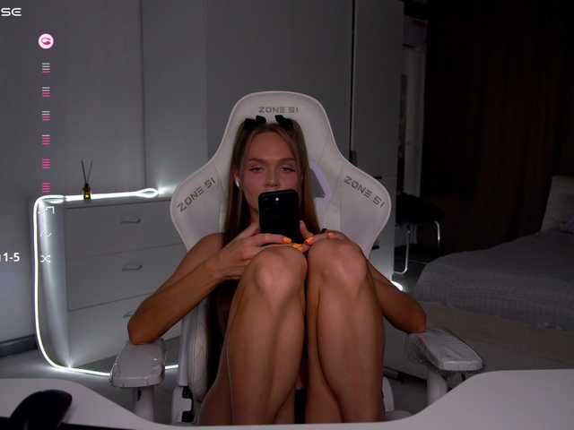 pupsik-24 live cam on BongaCams