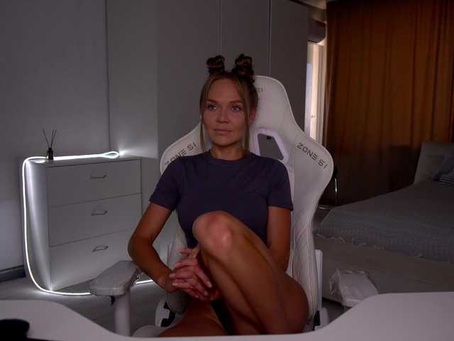 pupsik-24 live cam on BongaCams