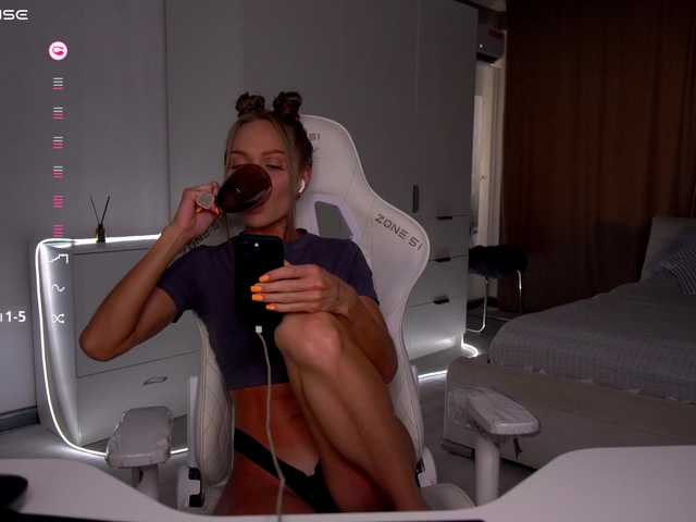 pupsik-24 live cam on BongaCams