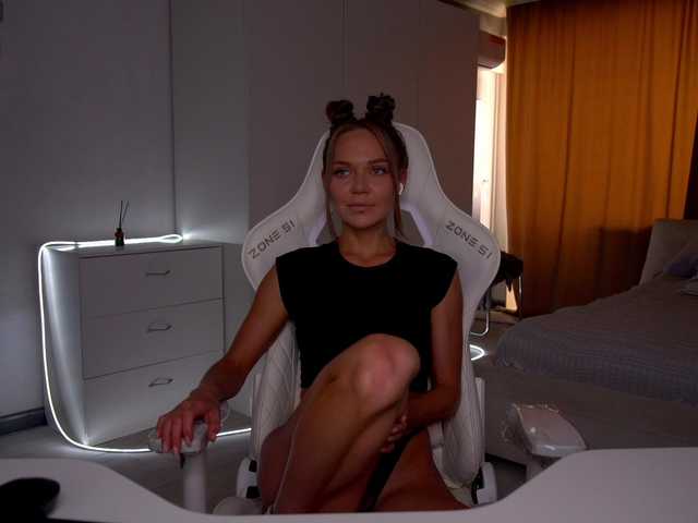 pupsik-24 live cam on BongaCams