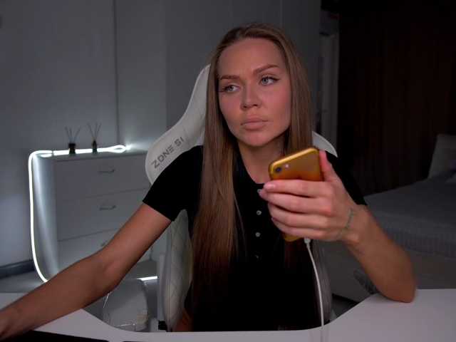 eVvushka live cam preview