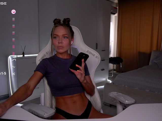 pupsik-24 live webcam show