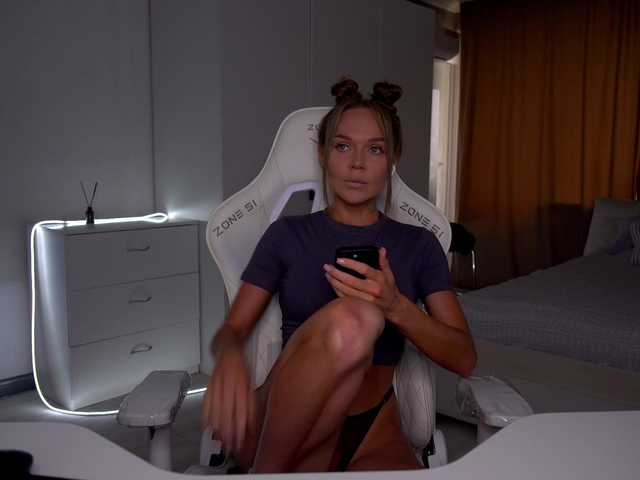 pupsik-24 live cam on BongaCams