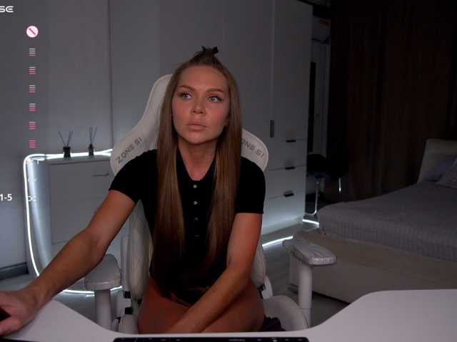 pupsik-24 live cam on BongaCams
