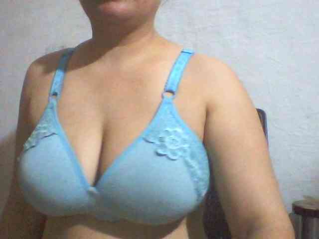 Model: indiagirl50