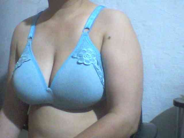 indiagirl50 webcam