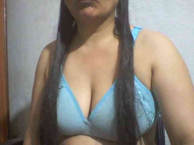 indiagirl50 webcam