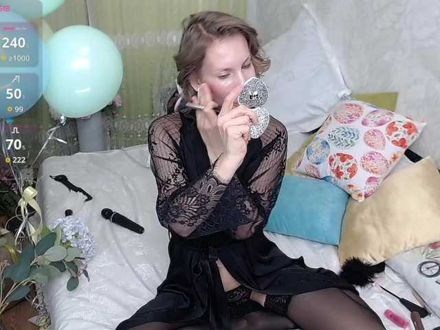 KirstenDesire's BongaCams show and profile