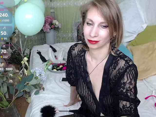 KirstenDesire webcam