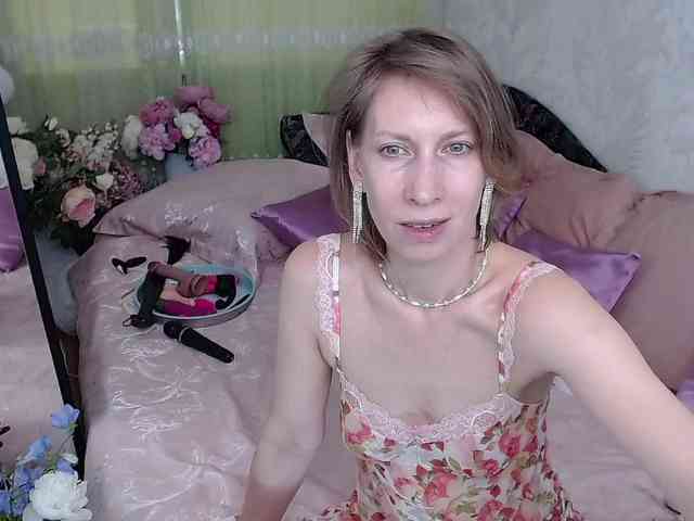 KirstenDesire webcam