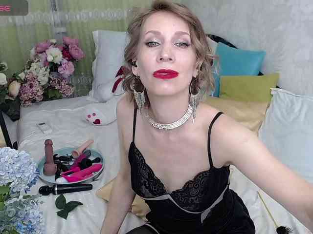 KirstenDesire webcam