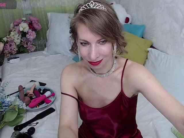 KirstenDesire webcam
