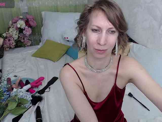 KirstenDesire webcam