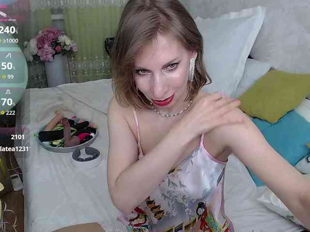 KirstenDesire webcam