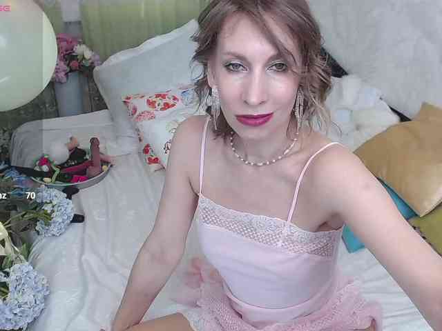 KirstenDesire webcam