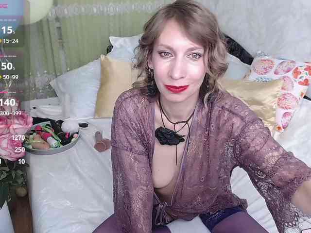KirstenDesire webcam