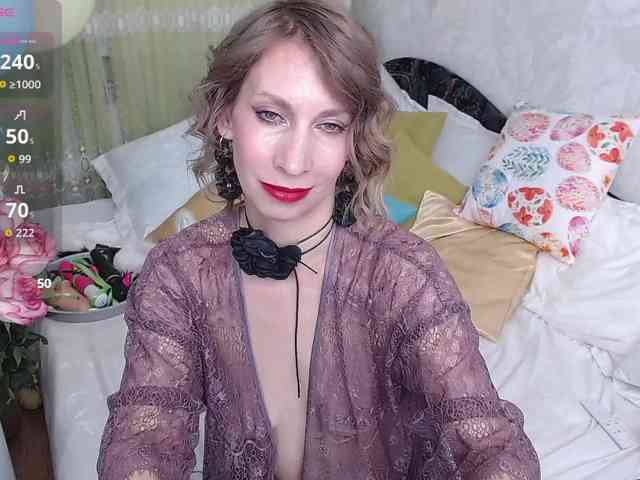 KirstenDesire webcam