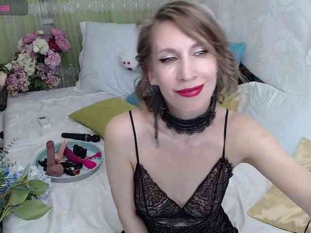KirstenDesire webcam